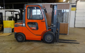  2016 Viper FD35 Full Cab Forklift on Sale in Arkansas