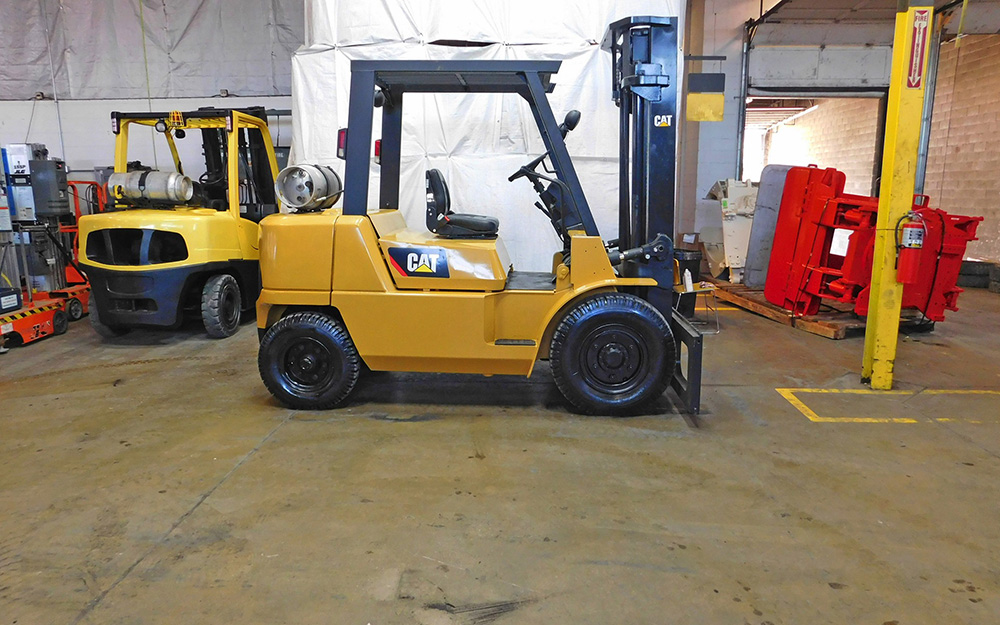2004 Caterpillar GP40K Forklift on Sale In Arkansas