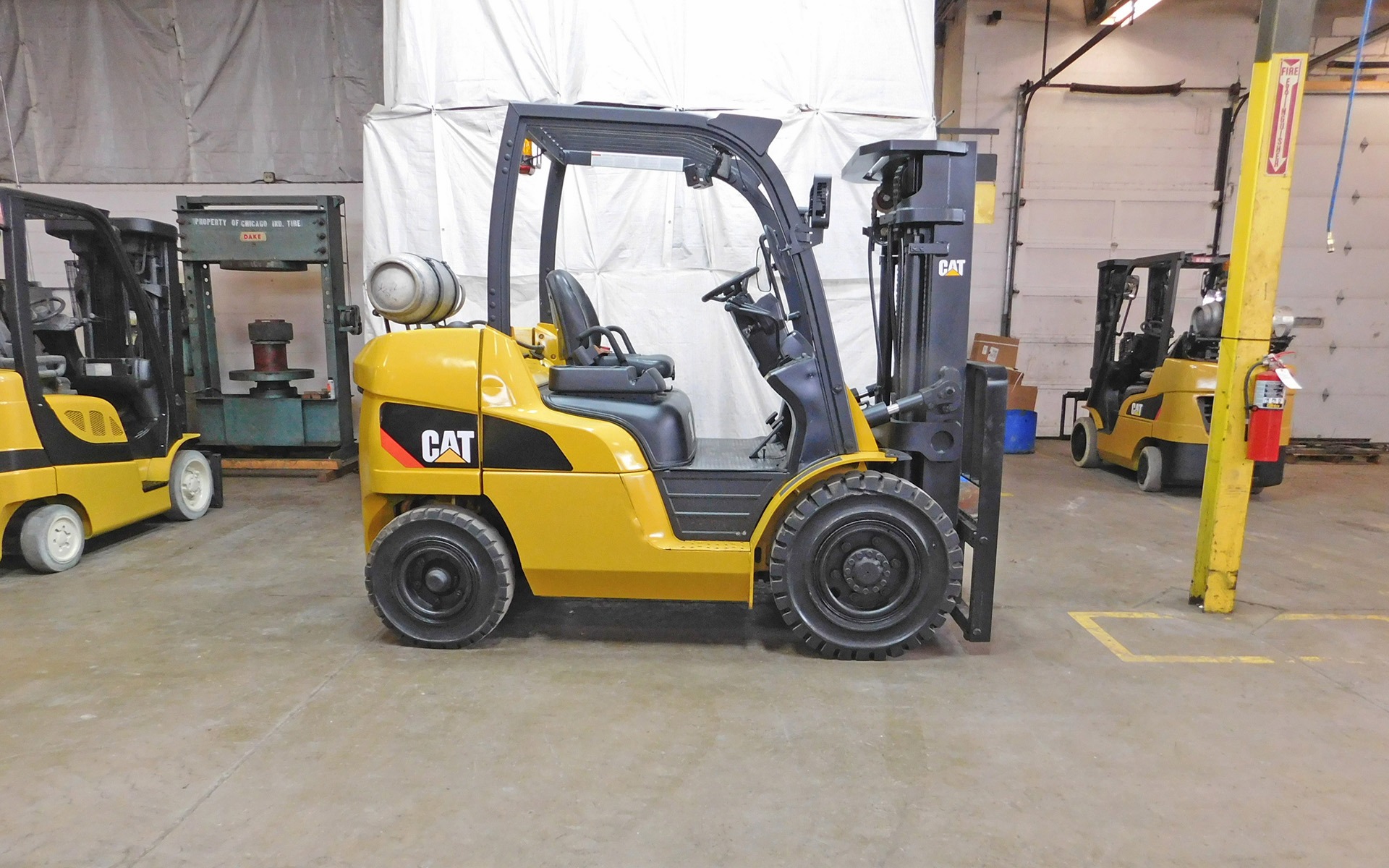 2011 Caterpillar P8000 Forklift on Sale in Arkansas
